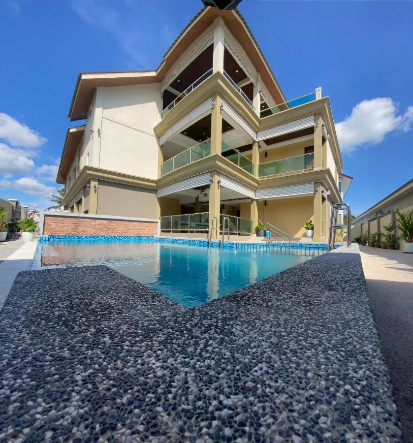 Grand Village Inn Pantai Cenang  Exterior foto